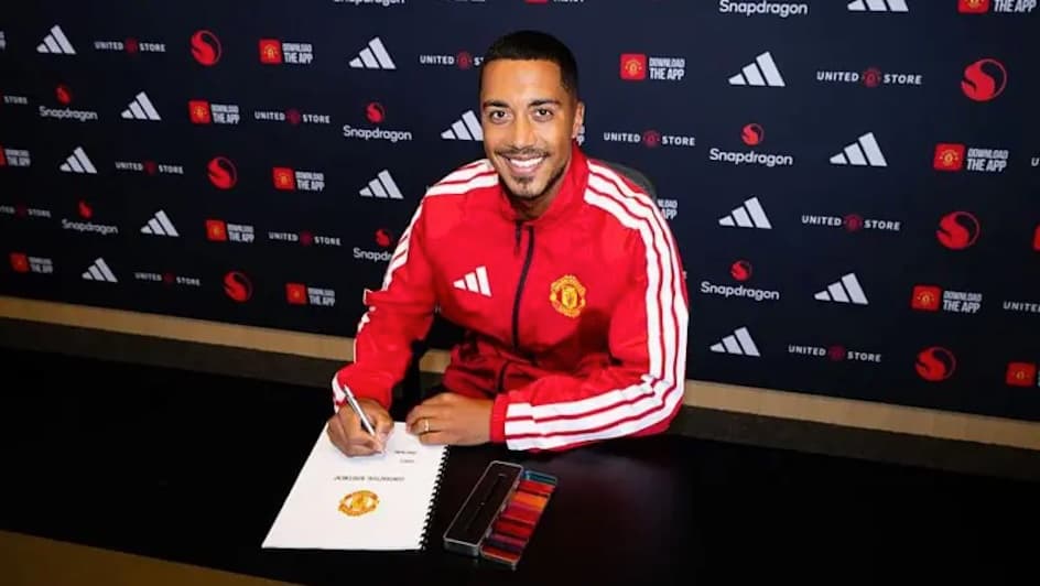 Man United Sign Youri Tielemans