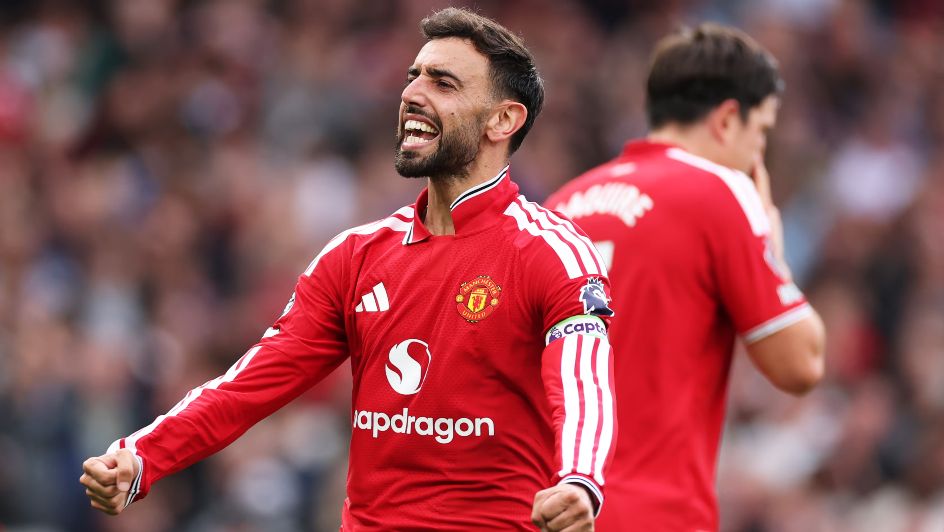 Fernandes’ Hat-Trick Powers Man United to 5-2 Victory